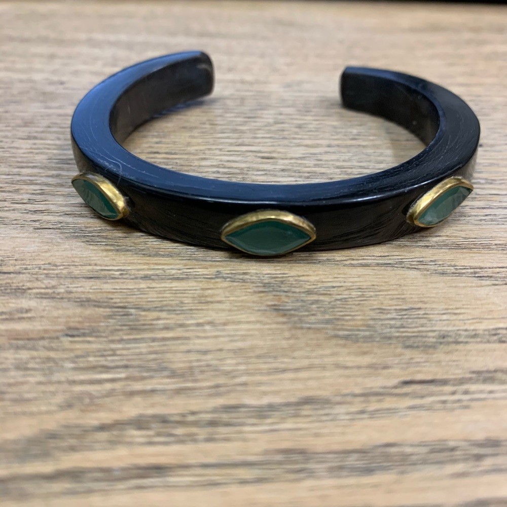 Donating Mar.15. Ashley Pittman Dark Horn Cuff